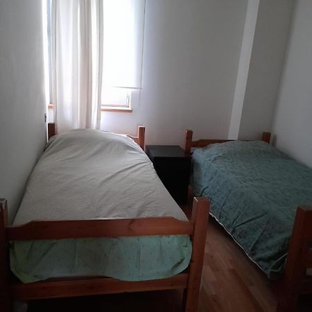 Three Bedroom Flat At Ocean Village Gibraltar Buitenkant foto