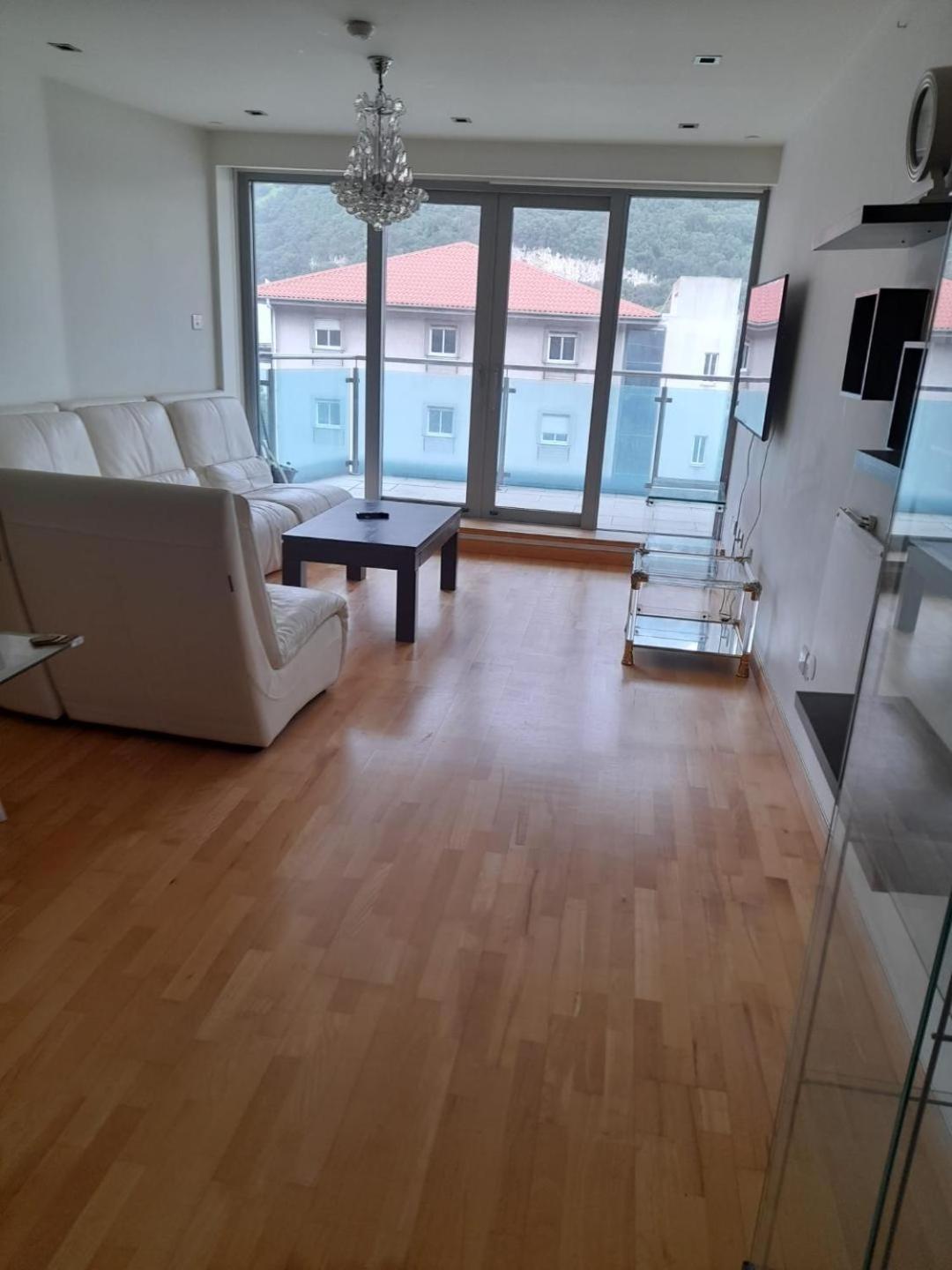 Three Bedroom Flat At Ocean Village Gibraltar Buitenkant foto